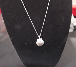 Silver Shell Pendant Necklace